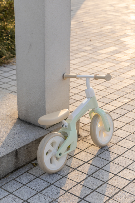 QPlay Tech Eva Balanscykel, Mint