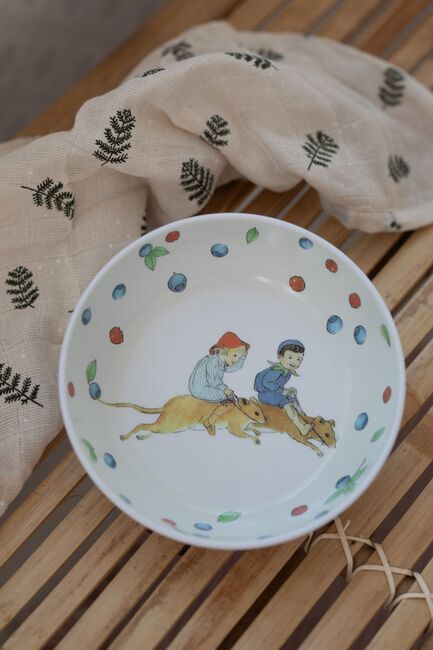 Elsa Beskow Putte I Blåbärsskogen  Stor Skål