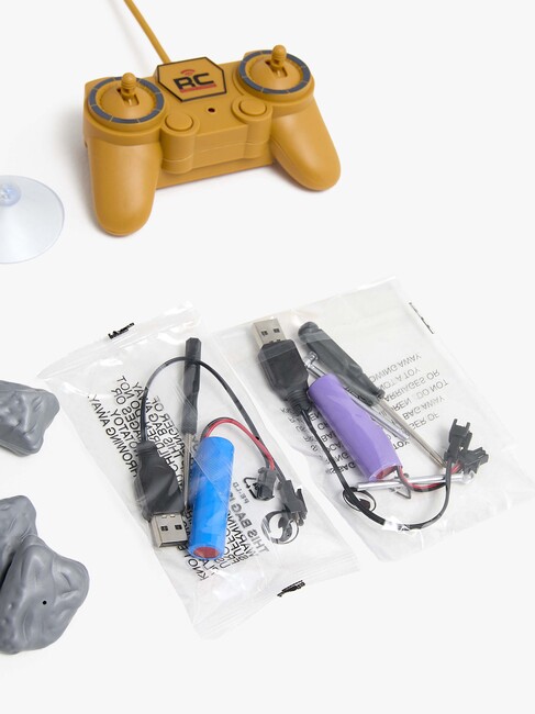 Alex's Garage Lekset med Radiostyrd Grävmaskin, Lastbil & Manuell Lyftkran 42 cm