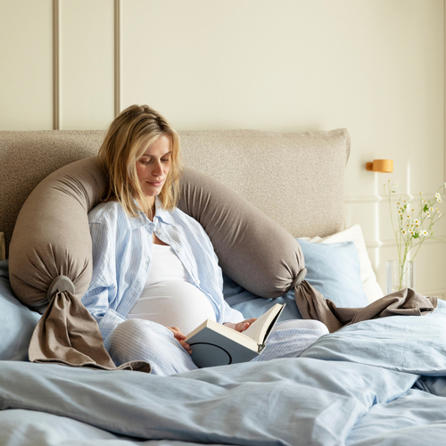 bbhugme Gravid- och Amningskudde, Hazel Brown
