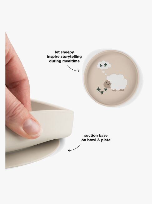 Done By Deer Tiny Farm Tallrik Stick & Stay, Sand