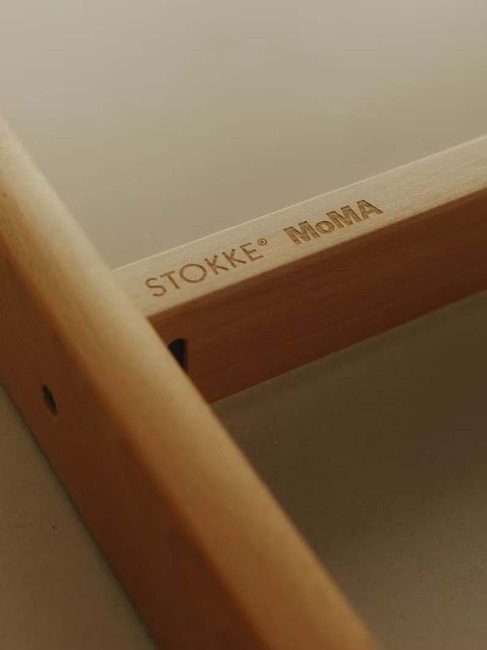 Stokke Tripp Trapp Matstol MoMA 100149-3601_4f.jpg