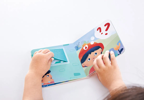 Hape Sagobok med Lekset The Roaring Fire Truck