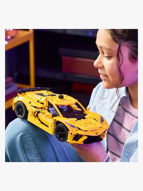 LEGO Technic 42205 Chevrolet Corvette Stingray