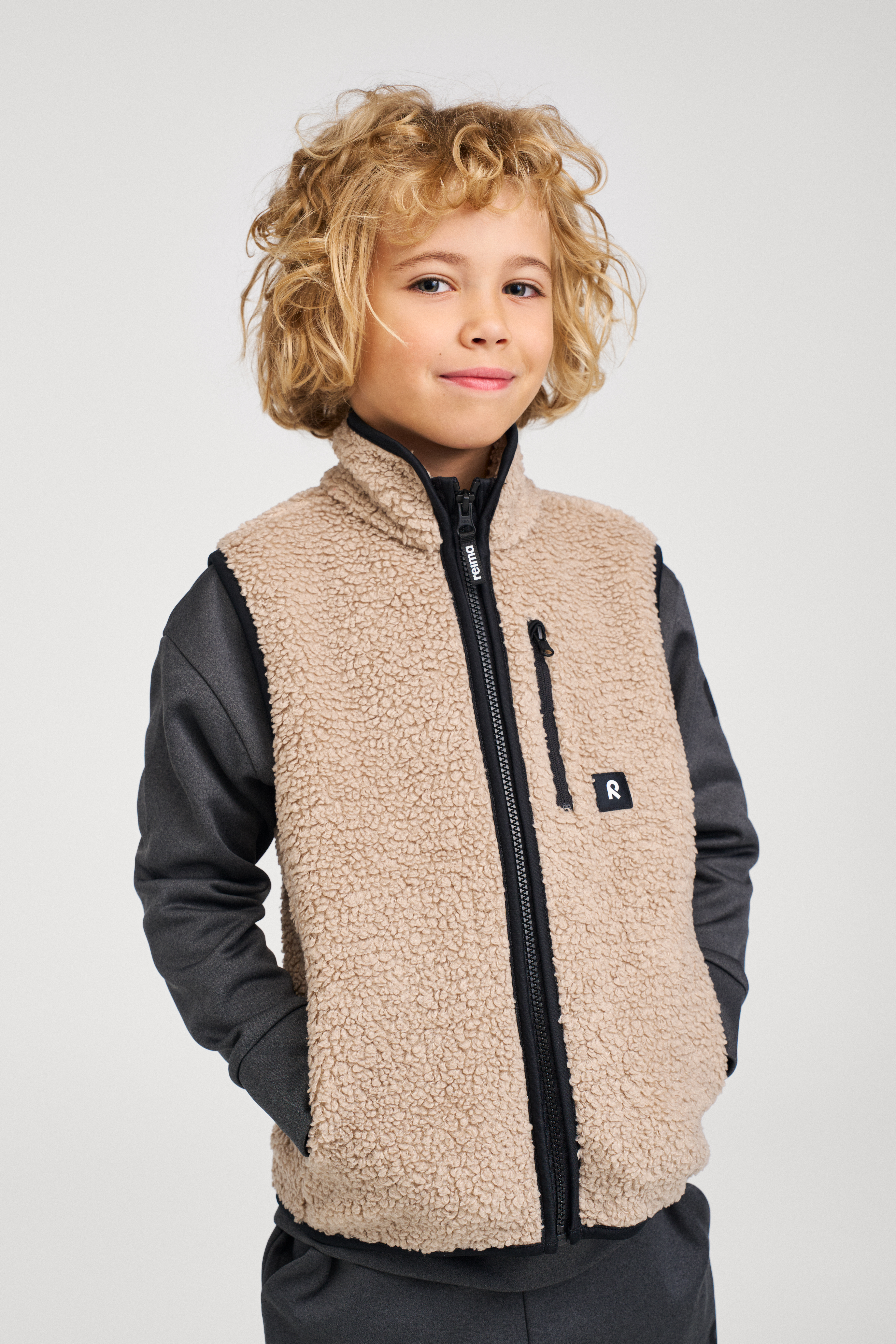 Reima Tupas Pileväst, Earthy Beige, 128