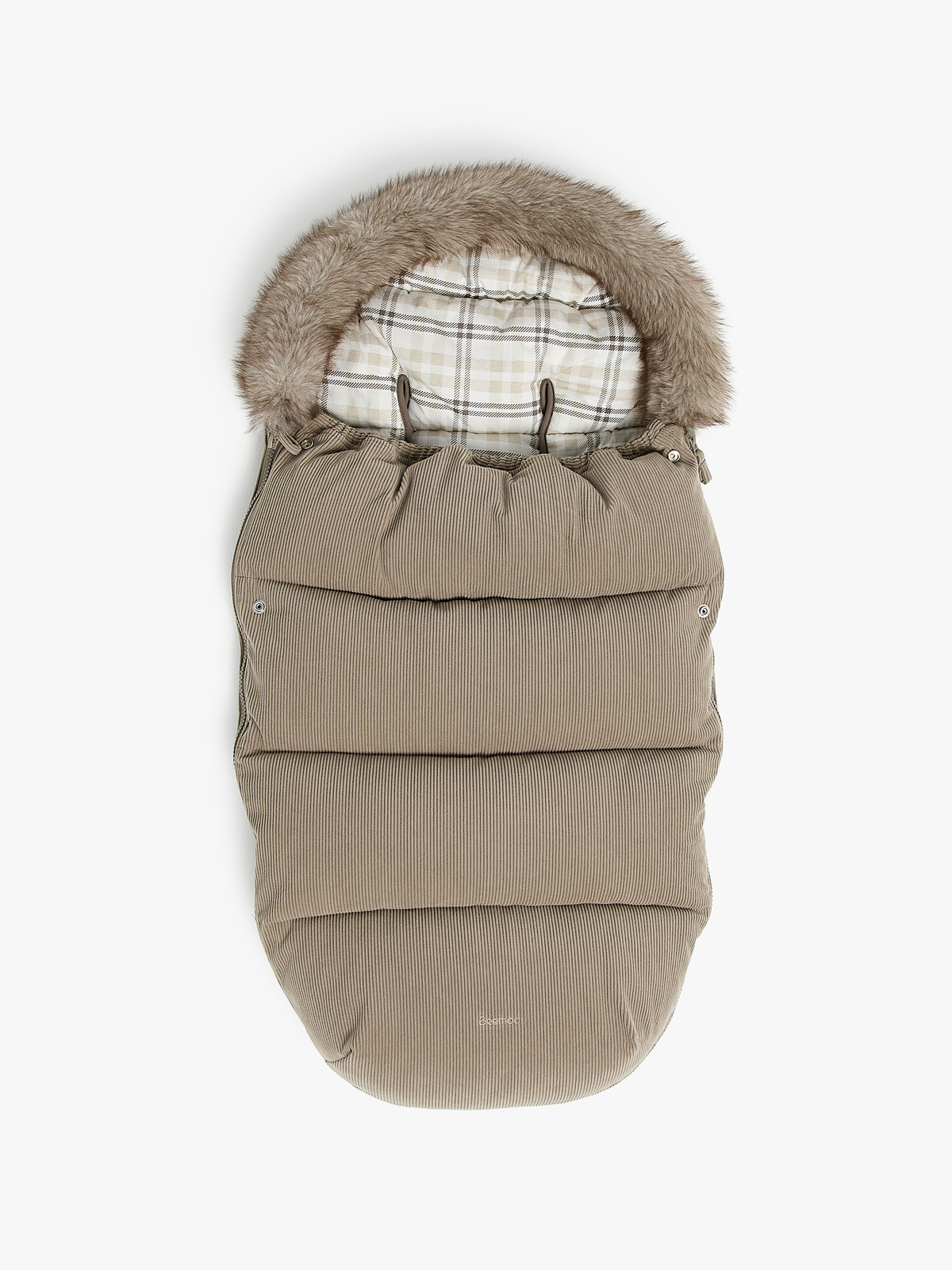 BM-BriskFootmuff-TAUPECHECK-1882_1.jpg