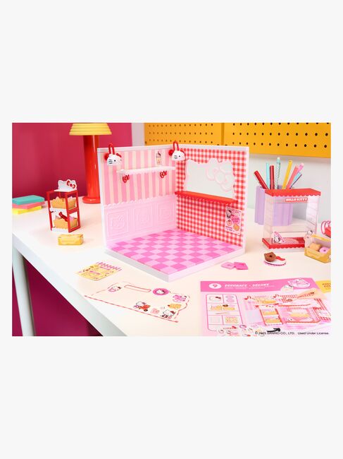 MGA's Miniverse Make It Mini Spaces Hello Kitty Lekset
