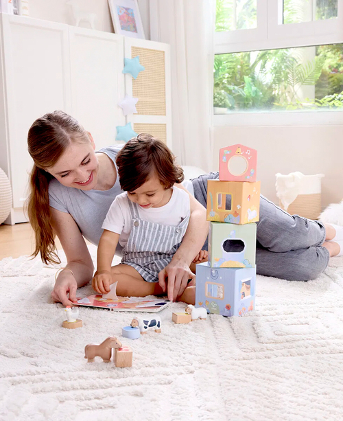 Hape Sagobok med Lekset The Happy Stables