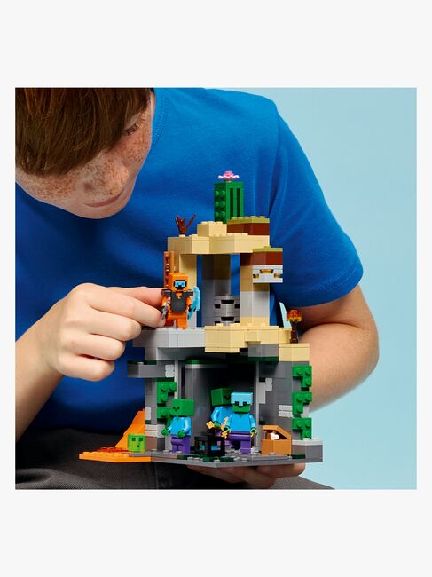 LEGO Minecraft 21587 Zombiehåla