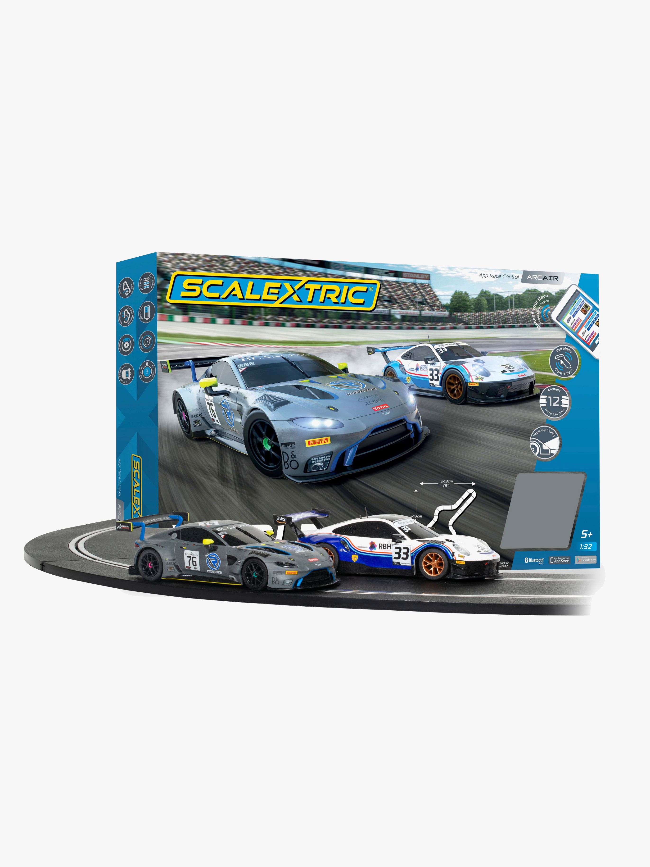 Scalextric ARC AIR World GT 1:32 – 6,8 m bilbana för 2 spelare