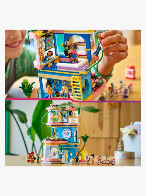 LEGO Friends 42689 Vännernas klubbhus i Heartlake City