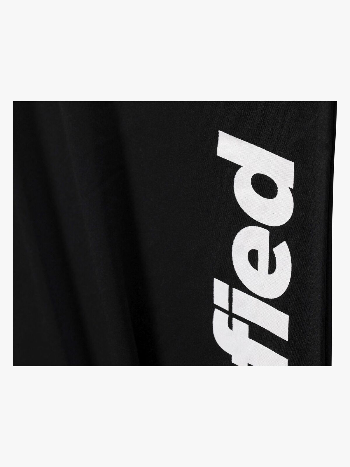 HBTT-BLKC-BLKB-2879_4d.jpg