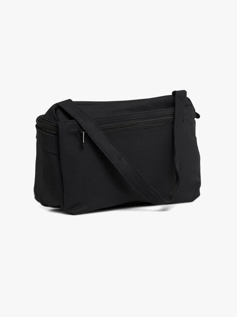BM-2024GUCB02-BLACK-1895_2.jpg