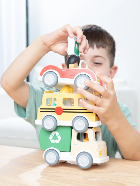 Melissa & Doug Cheery Lane Bilar Och Figurer 3-Pack 806304-2540_4a.jpg