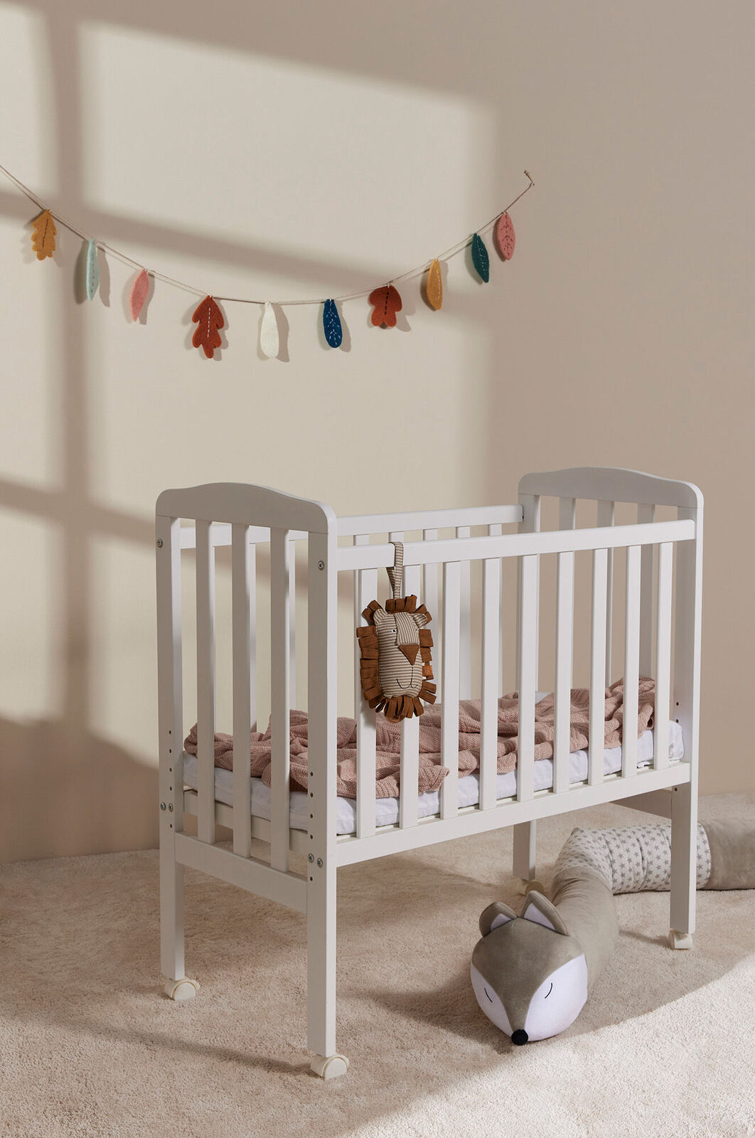 JLY-Bedside-01-2202_5.jpg