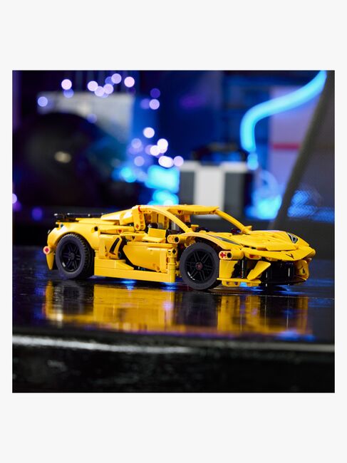 LEGO Technic 42205 Chevrolet Corvette Stingray