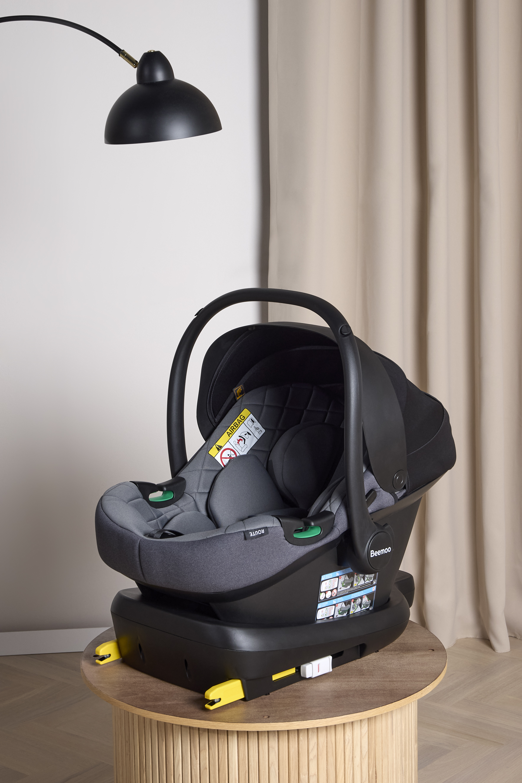 Beemoo Route i-Size Babyskydd inkl. ISOFIX-bas, Mineral Grey