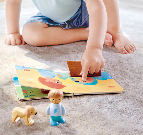 Hape Sagobok med Lekset The Dog's New Friend