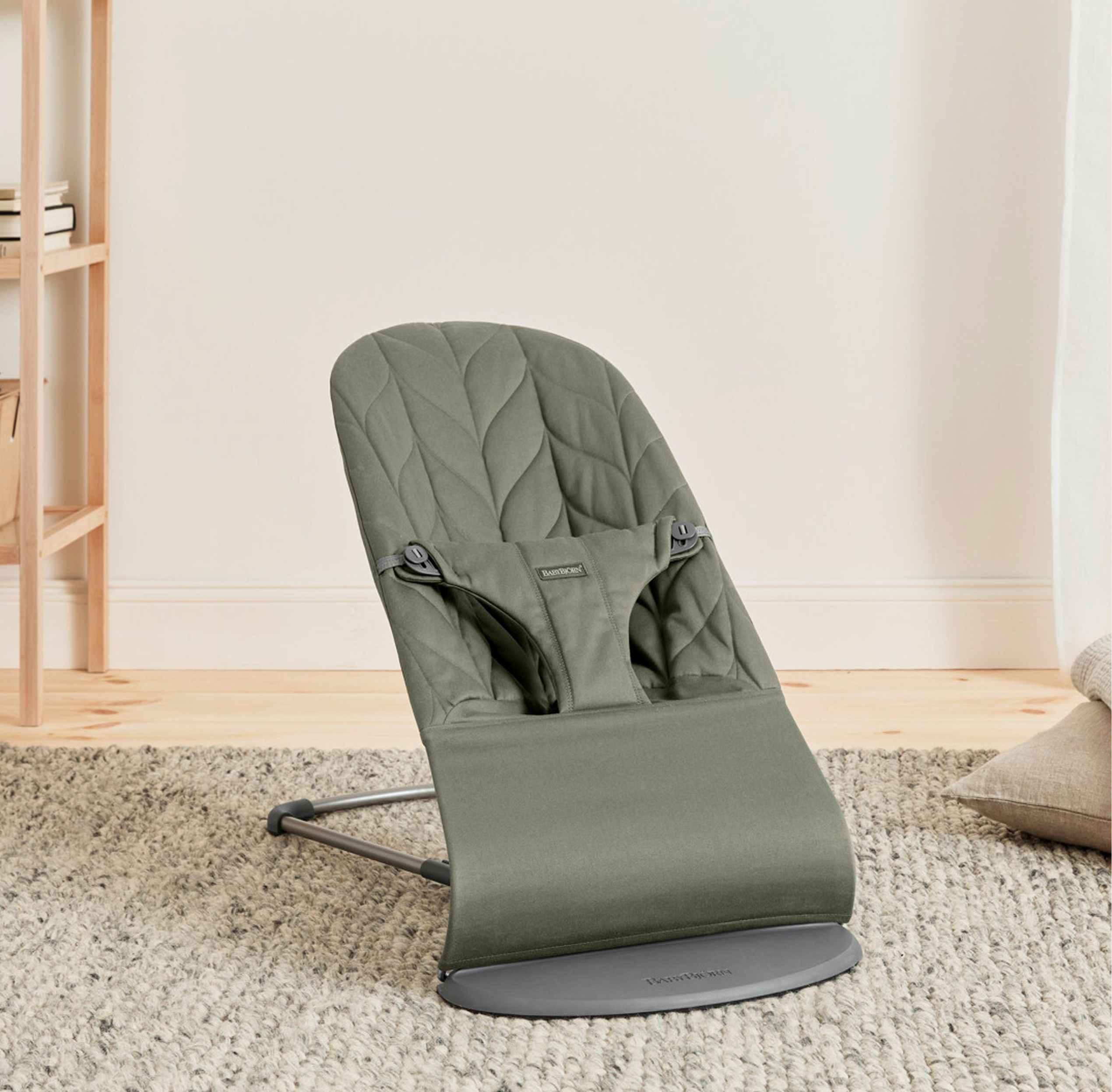 BABYBJÖRN Babysitter Bliss – ergonomisk sittvagn för nära kontakt och fria händer