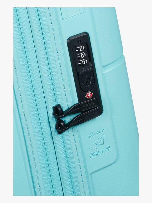 American Tourister Dashpop Disney Resväska 41-47L, Stitch Flower