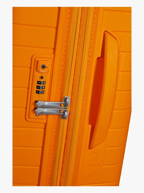 American Tourister Fastforward Resväska 67L, Radiant Orange