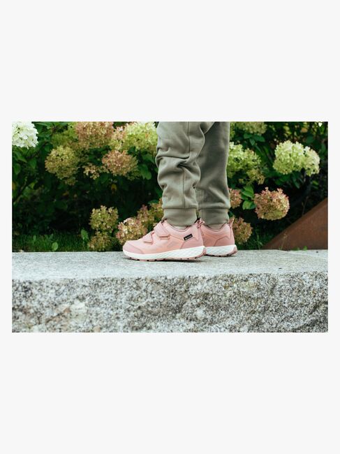 Viking Veme Reflex 2V GTX Sneakers, Light Pink