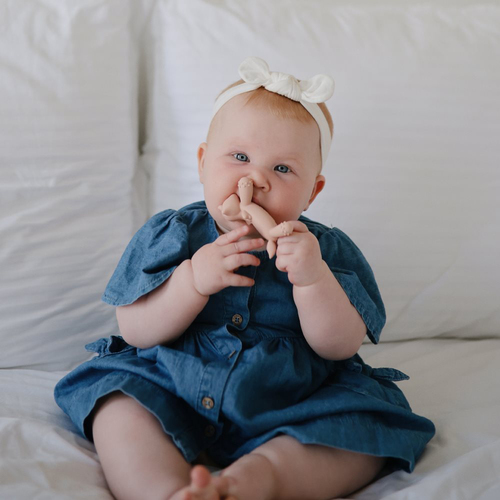 Mushie Enhörning Bitleksak, Blush