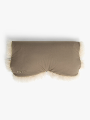 Beemoo Thyra Håndvarmere Lammeskind, Valnød/Beige