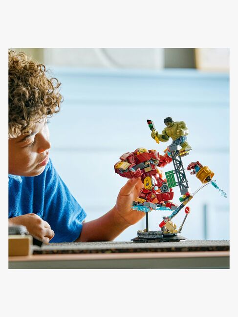 LEGO Super Heroes 76343 Episk strid: Hulkbuster mot Hulk