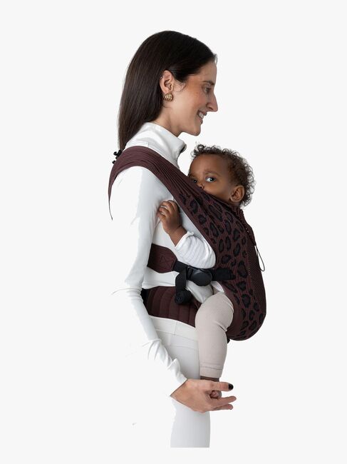 Flybaby Bärsele, Dark Leo