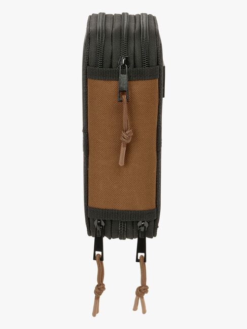 One Piece  Fyllt Trippelpennfodral 37 Delar, Svart