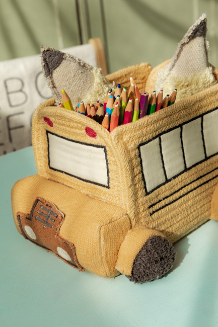 Lorena Canals Korg, Mini School Bus