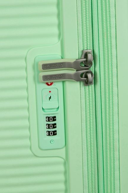 American Tourister Soundbox Spinner Resväska 97L, Pastel Green