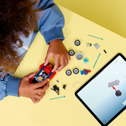 LEGO Super Heroes 76336 Spider-Mans bil mot venomifierad Wolverine