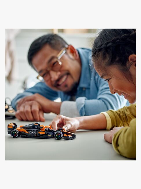 LEGO Speed Champions 77251 McLaren F1 Team MCL38 racerbil