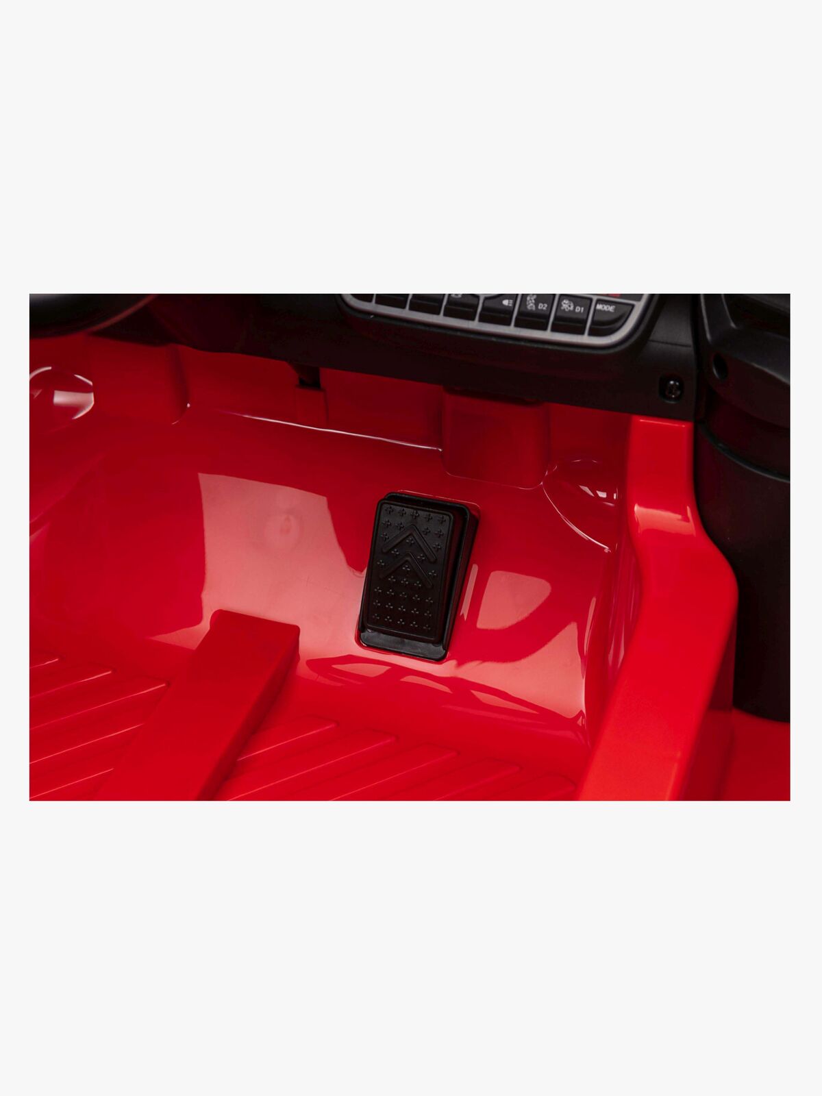 86100444ERLI-RED-2896_4b.jpg