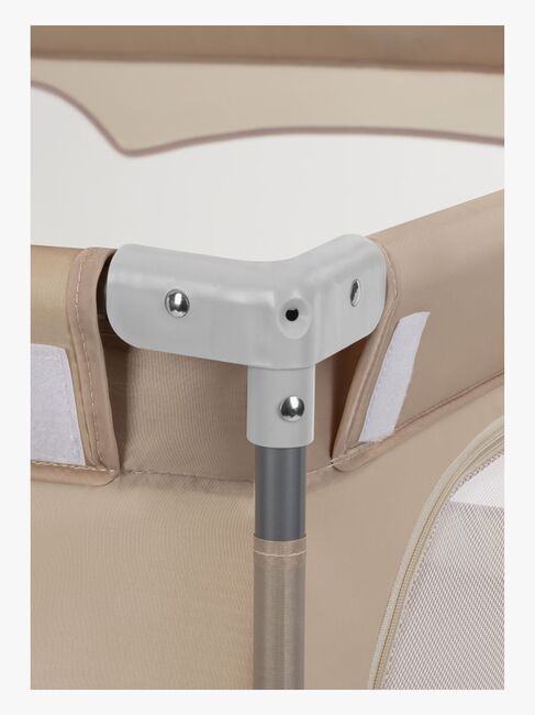 Lionelo Florence Lekhage, Beige Sand