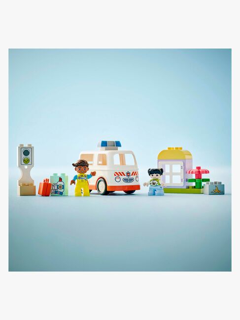 LEGO DUPLO Town 10447 Ambulans och förare