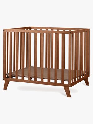 Quax Alix Lekhage, Walnut