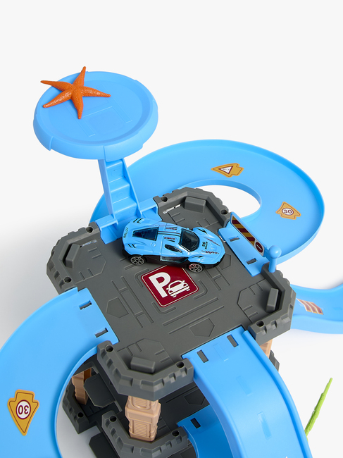 Alex's Garage Shark Bilbana & Garage XL