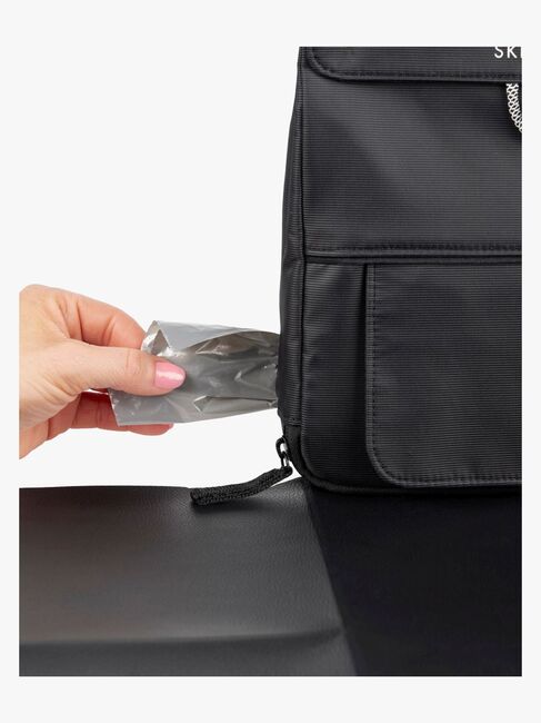 Skip Hop Clean Slate Portabel Skötbädd, Svart