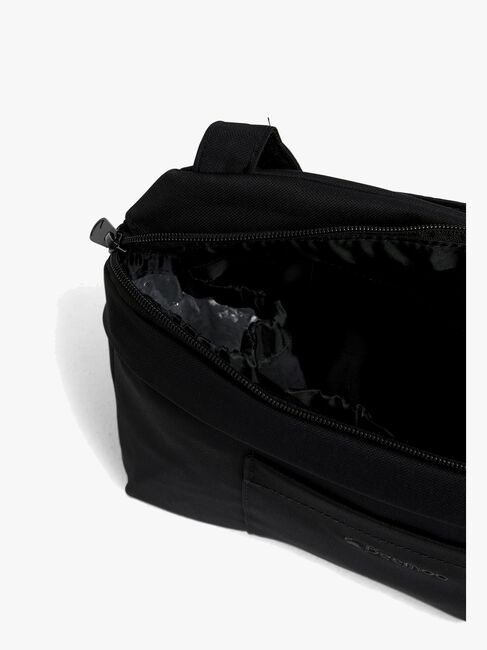 BM-2024GUCB02-BLACK-1895_3b.jpg