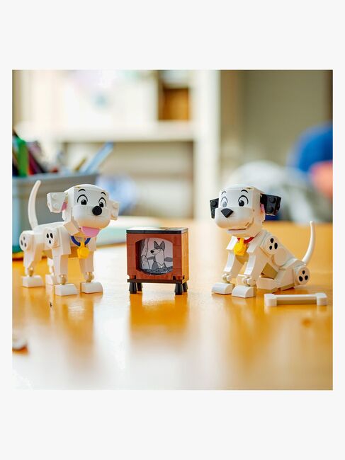 LEGO Disney Classic 43271 101 Dalmatiner – Lucky och Penny
