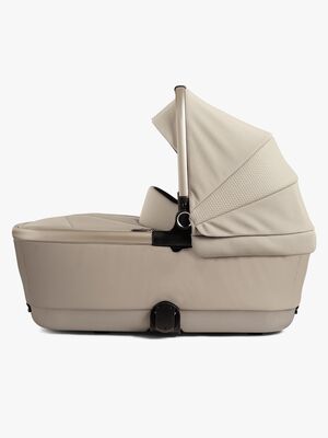 Silver Cross Reef Liggdel, Stone