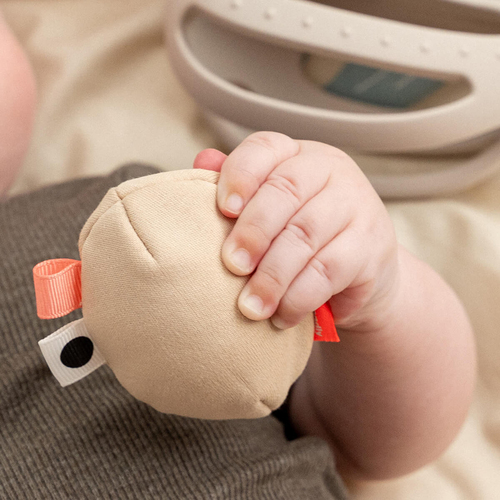 Done By Deer Aktivitetsleksak, Sand