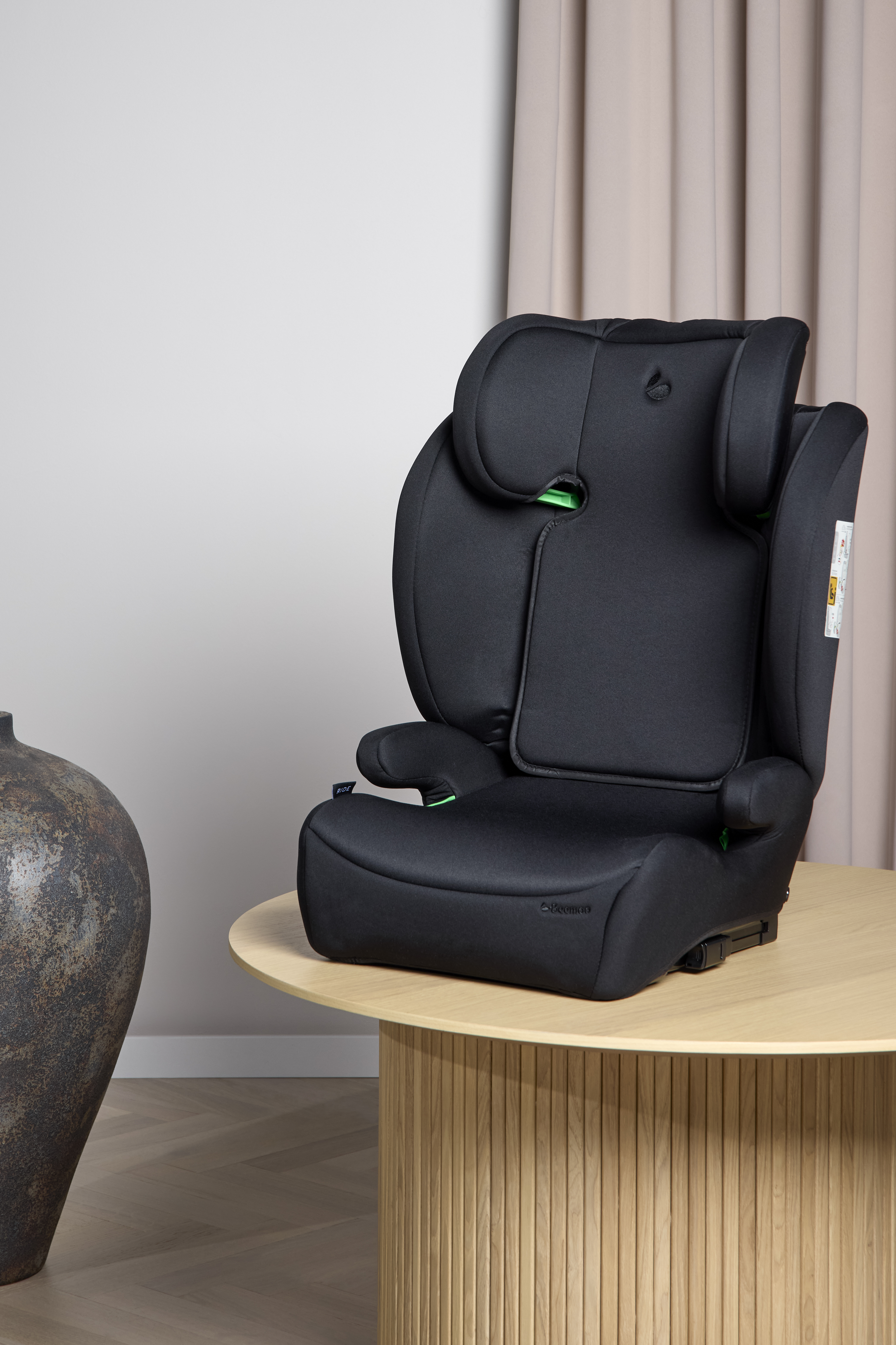 Beemoo Ride i-Size Bältesstol ISOFIX, Black Stone