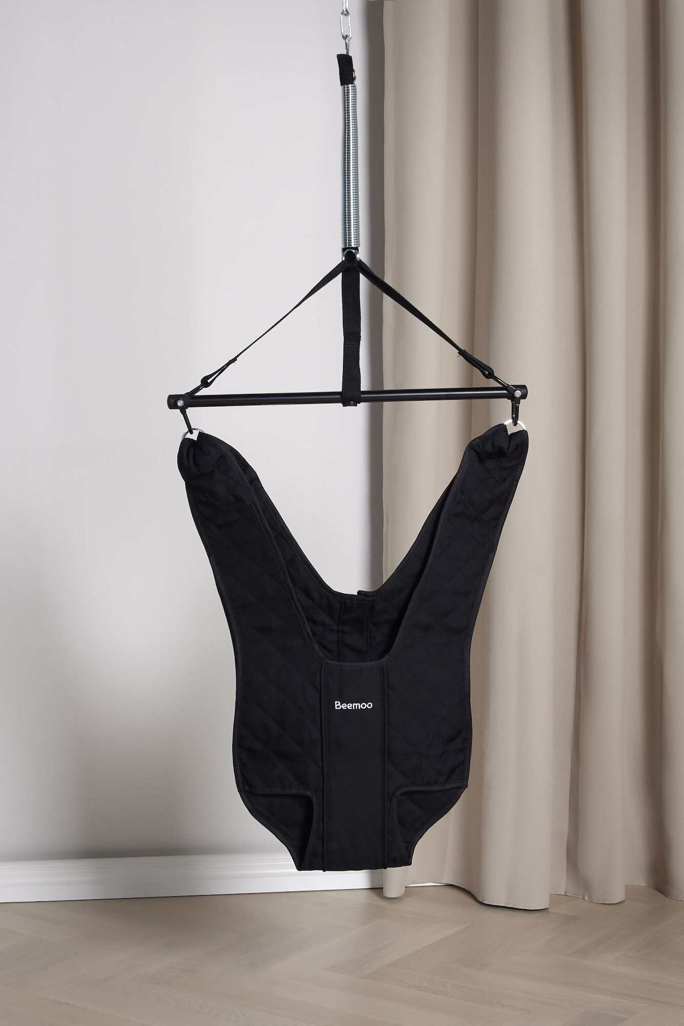 Beemoo PLAY Hoppgunga, Black