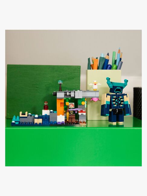 LEGO Minecraft 21274 Mötet med väktaren
