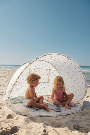 LIEWOOD Cassie Pop Up UV-Tält, Sea Creature/Sandy