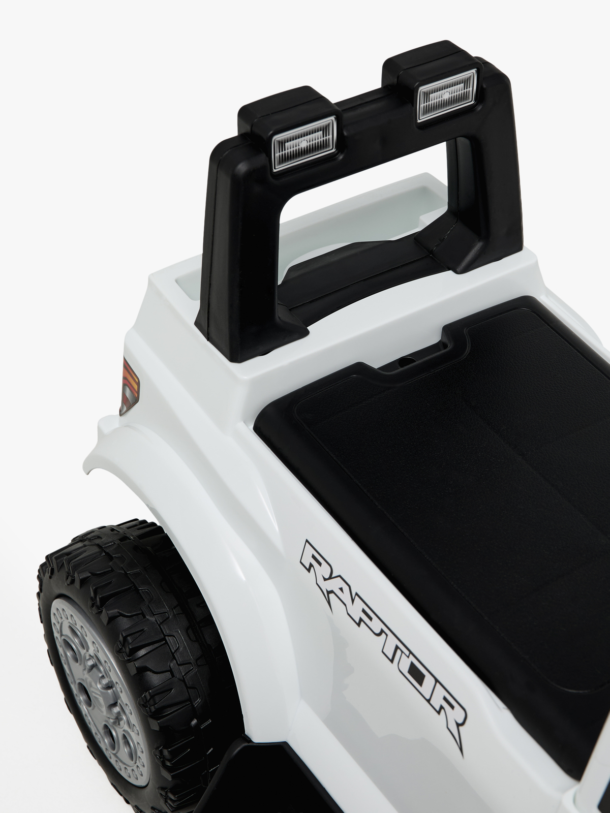 7050324B-WHITE-2896_3d.jpg